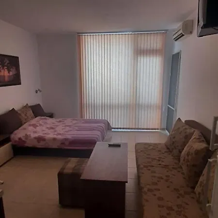 студио в комплекс роза резиденс-слънчев бряг Apartment *